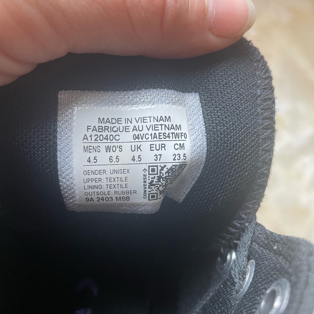 Black Alien Space high top Converse glow in the dark - Picture 9 of 9